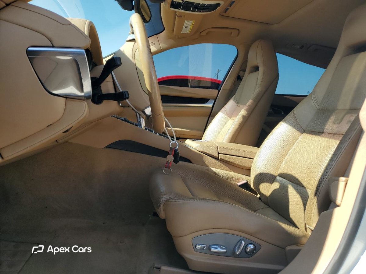 Porsche Panamera 2014