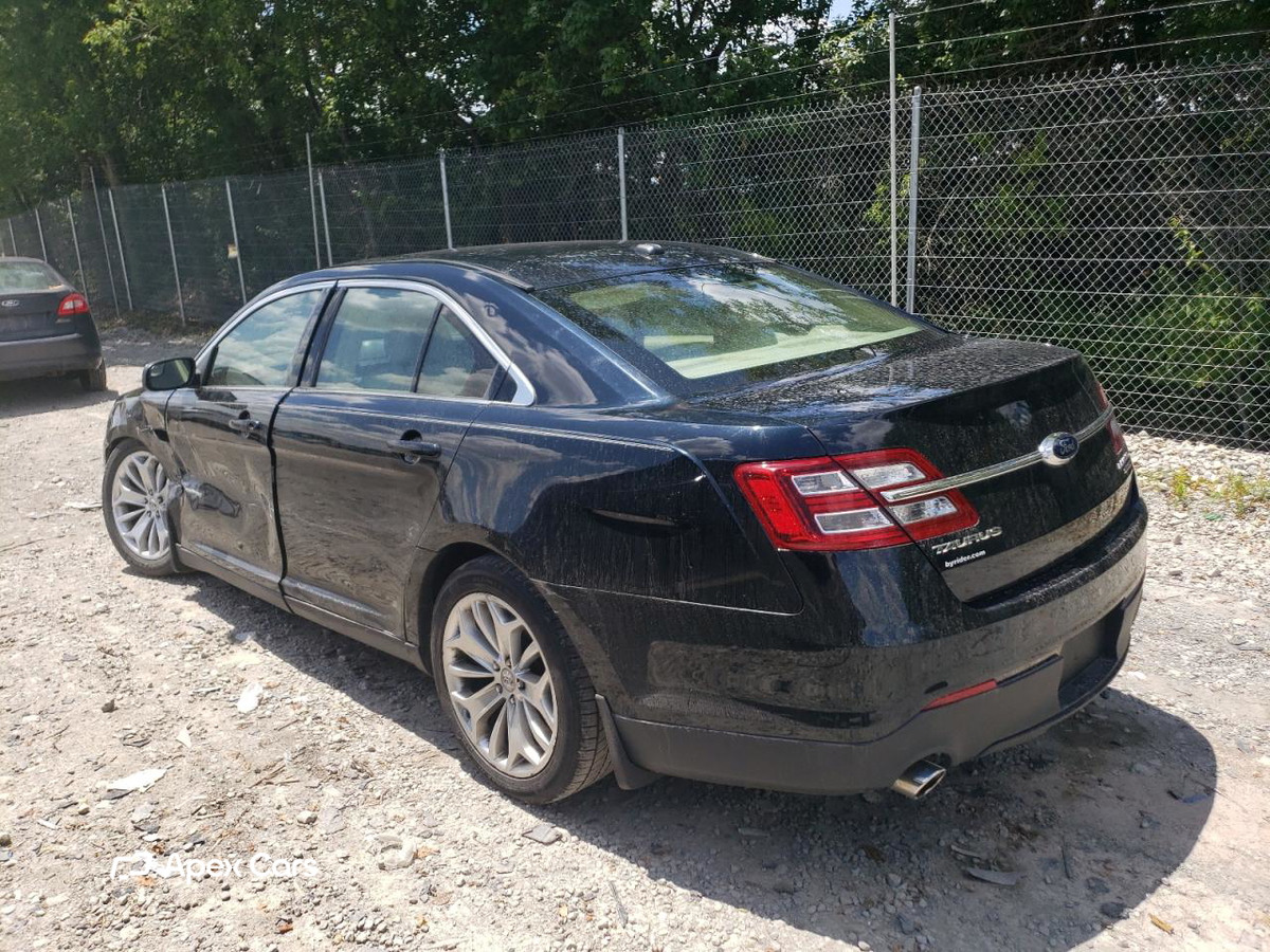Ford Taurus 2015