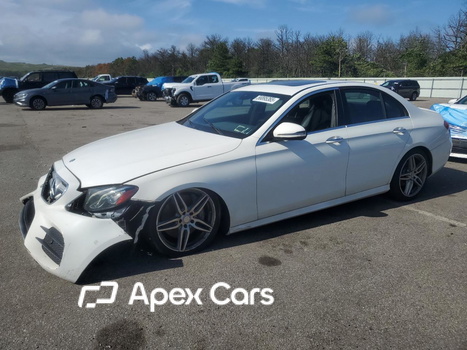 Mercedes-Benz E-klasse 2017 - Image 1 of 12