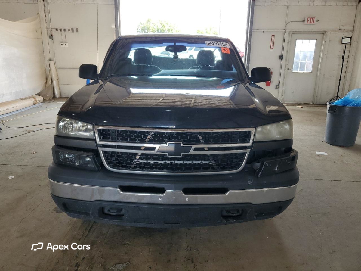 Chevrolet Silverado 2006