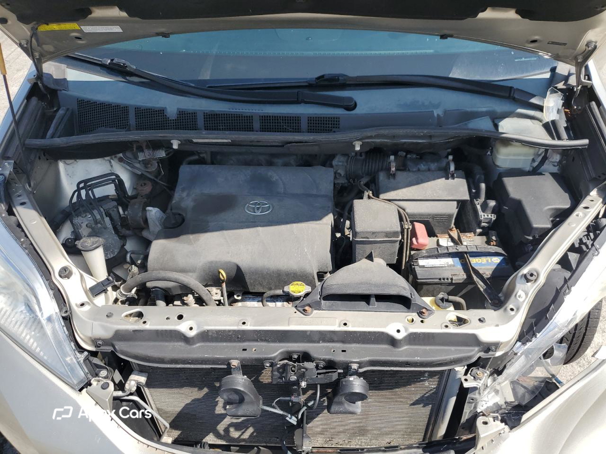 Toyota Sienna 2015