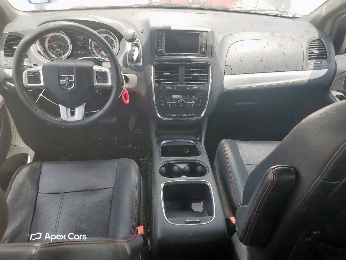 Dodge Caravan 2017