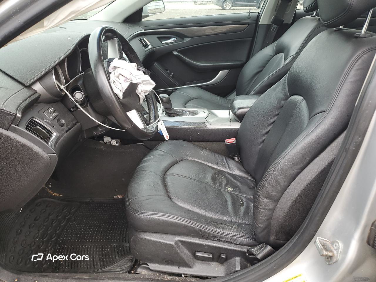 Cadillac CTS 2011