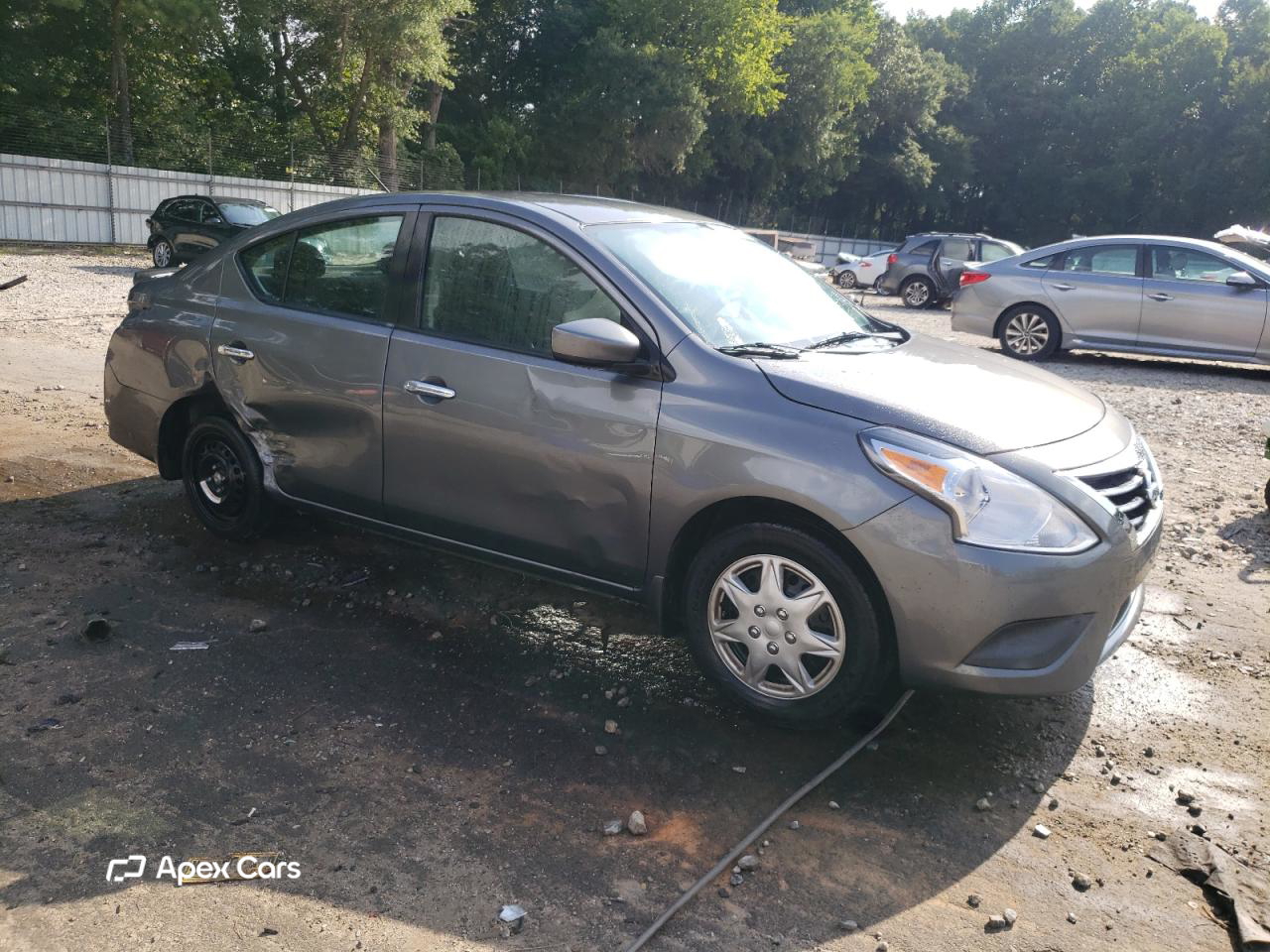 Nissan Versa 2016