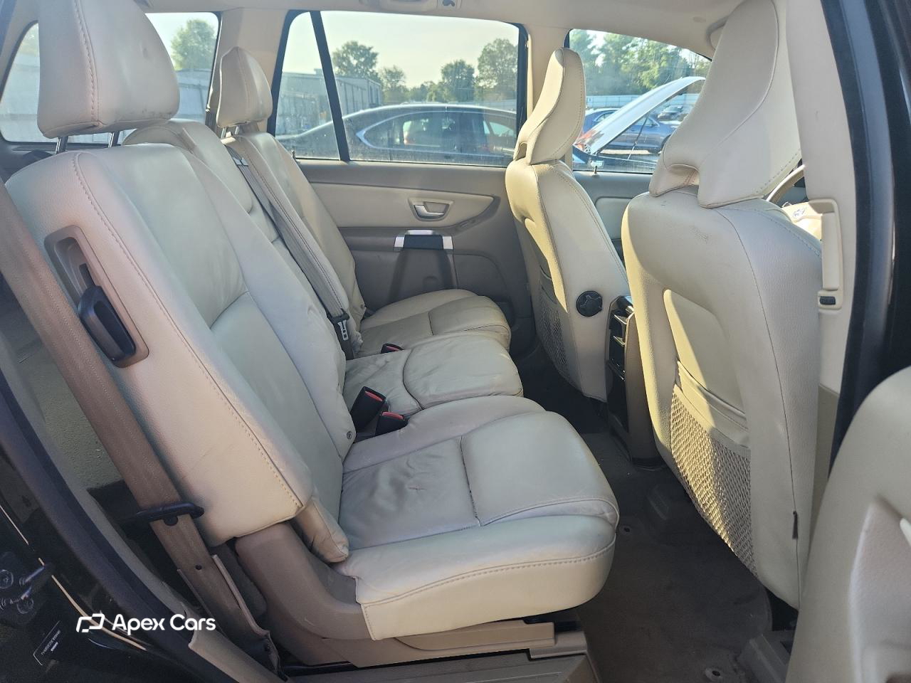 Volvo XC90 2012