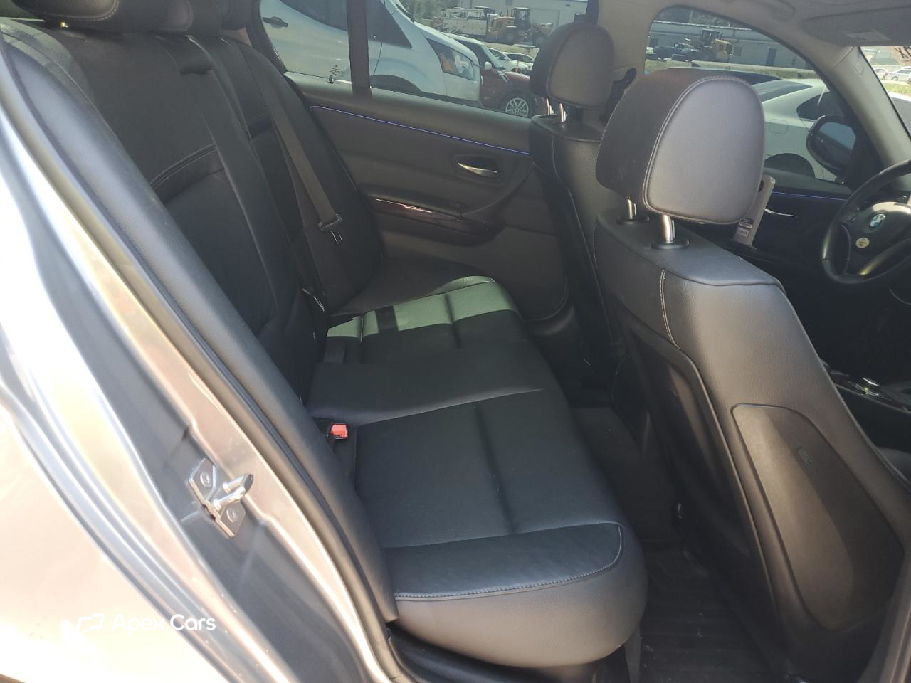 BMW Series 3 2011