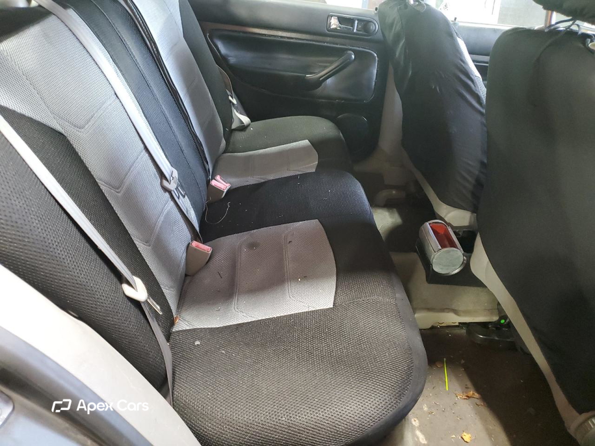 Volkswagen Jetta 2003