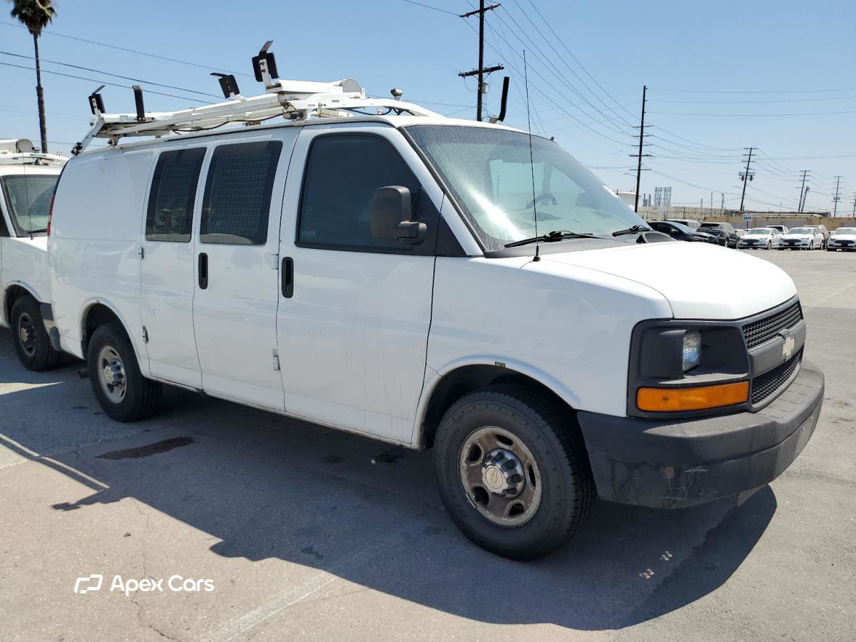 Chevrolet Express 2013