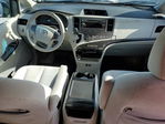 Toyota Sienna 2013