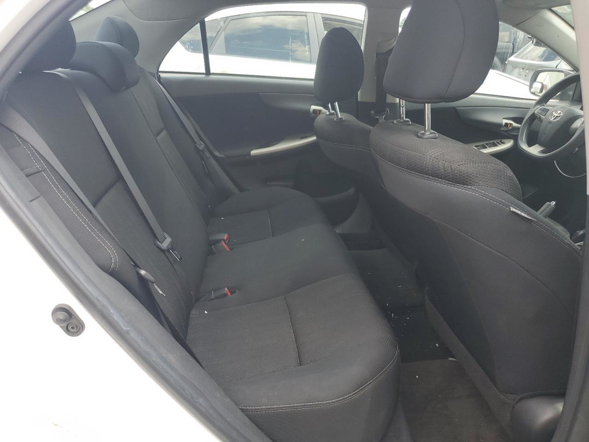 Toyota Corolla 2012