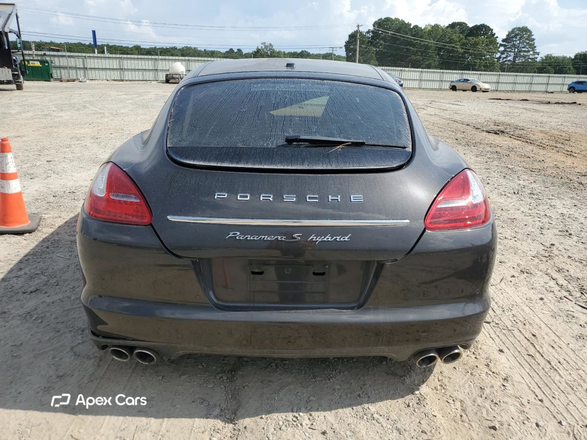 Porsche Panamera 2012