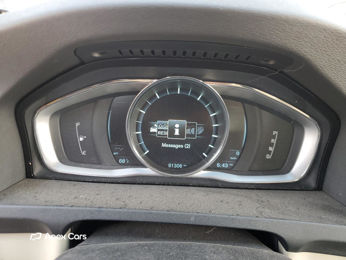 Volvo V60 2015