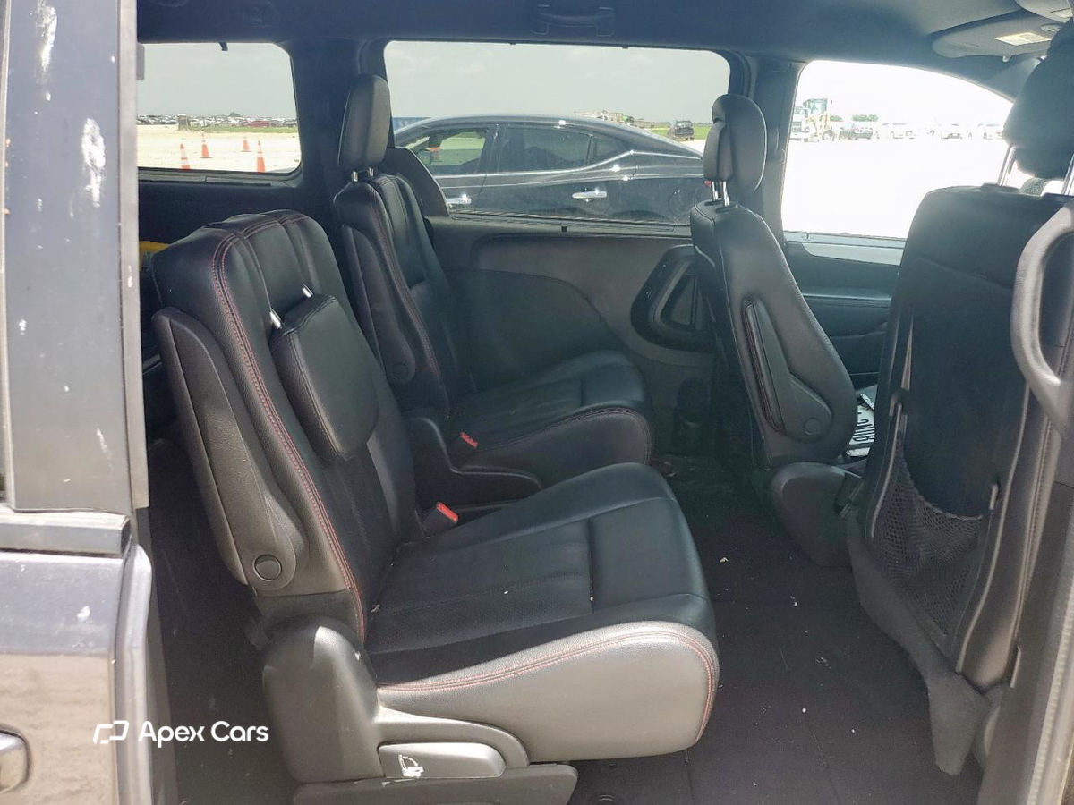 Dodge Caravan 2017