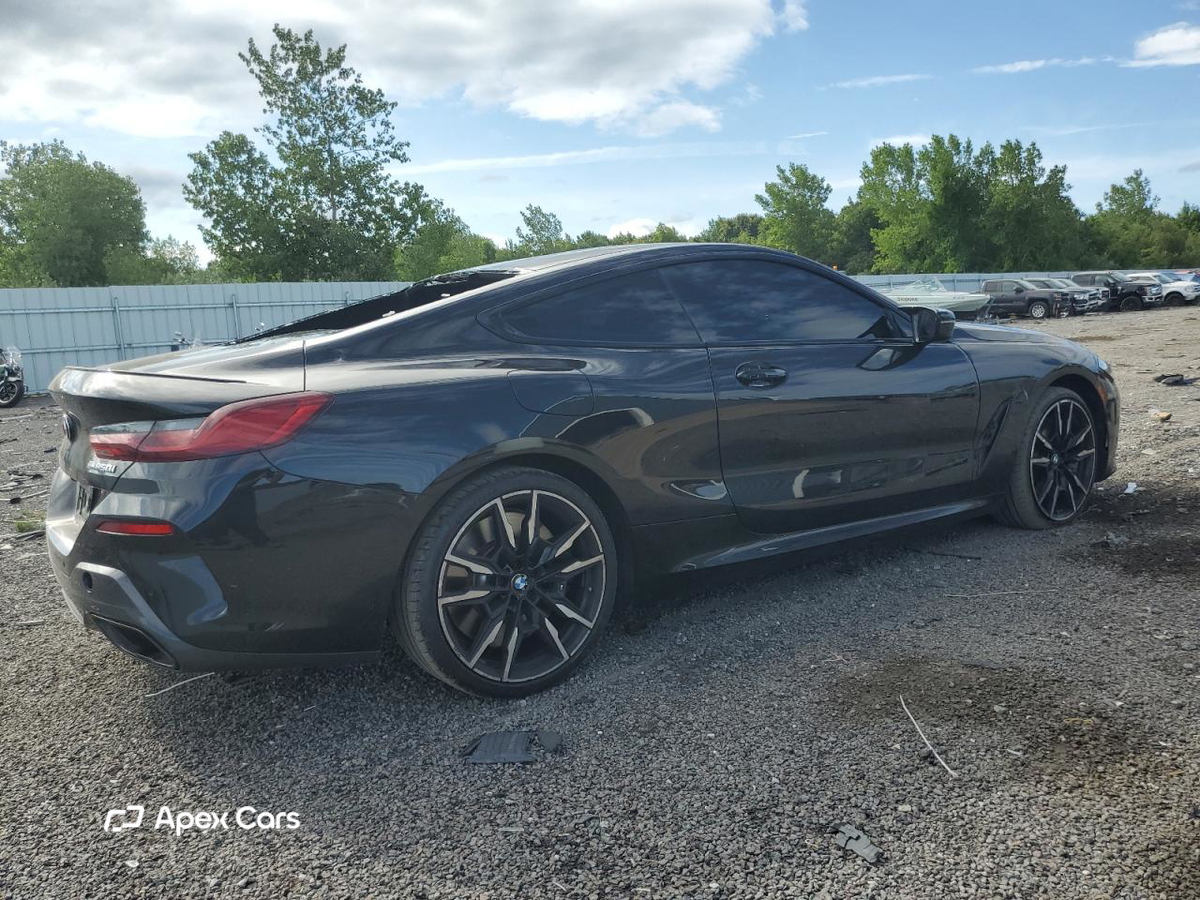 BMW M8 2024