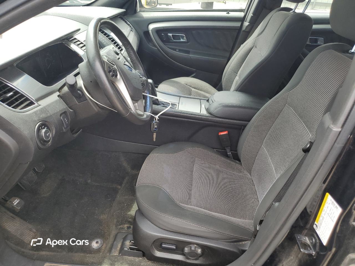 Ford Taurus 2016