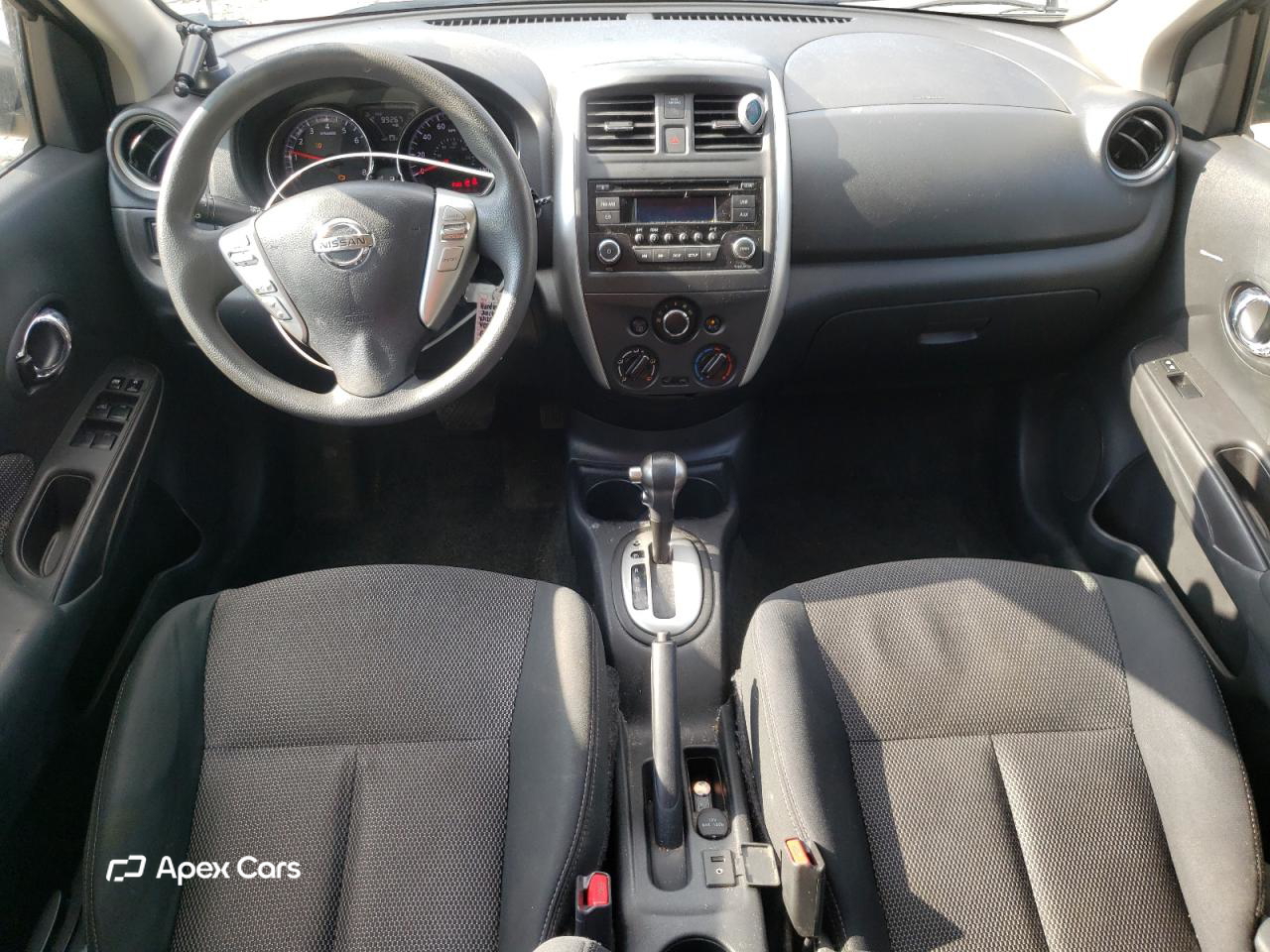 Nissan Versa 2016