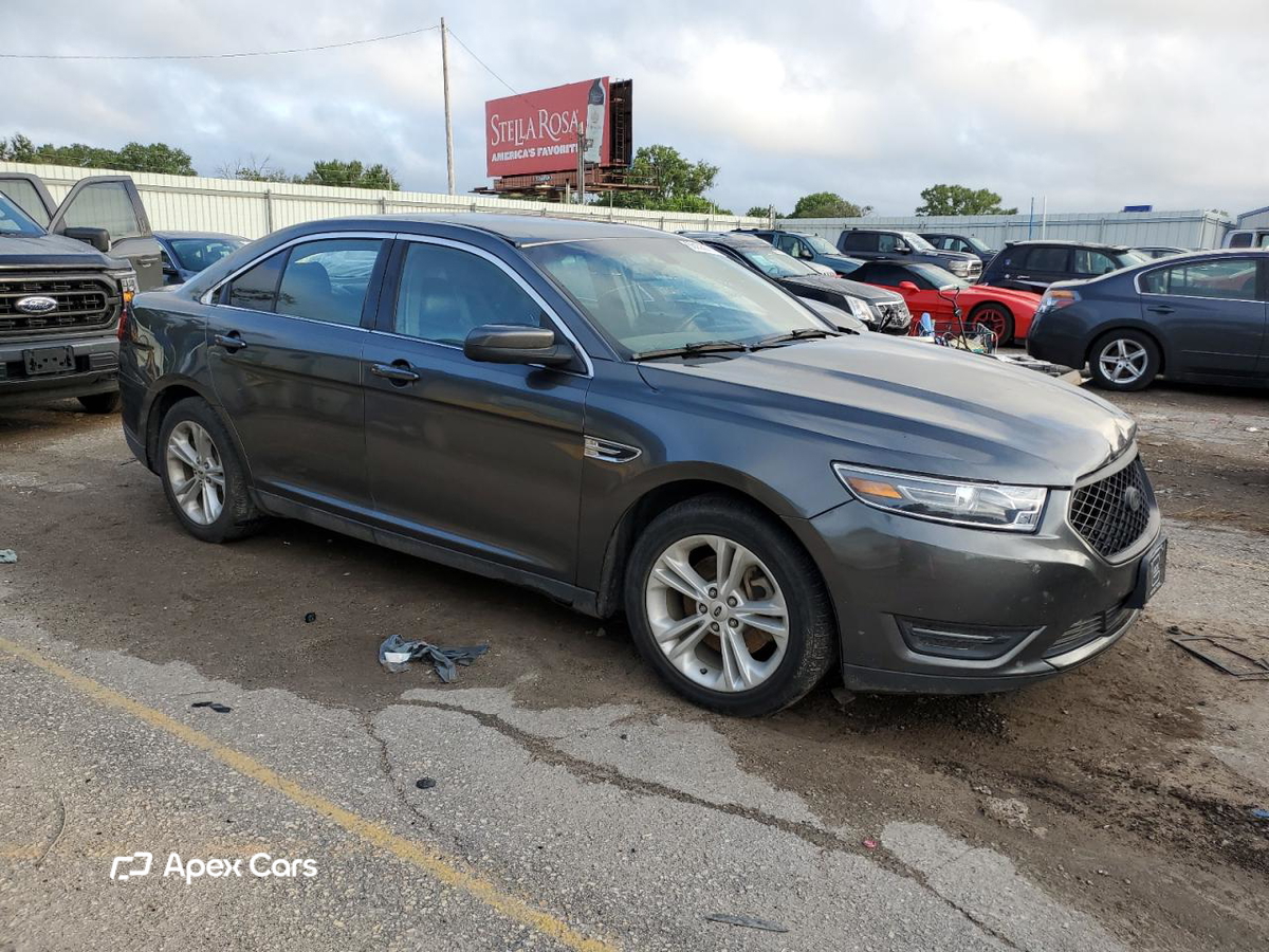 Ford Taurus 2017