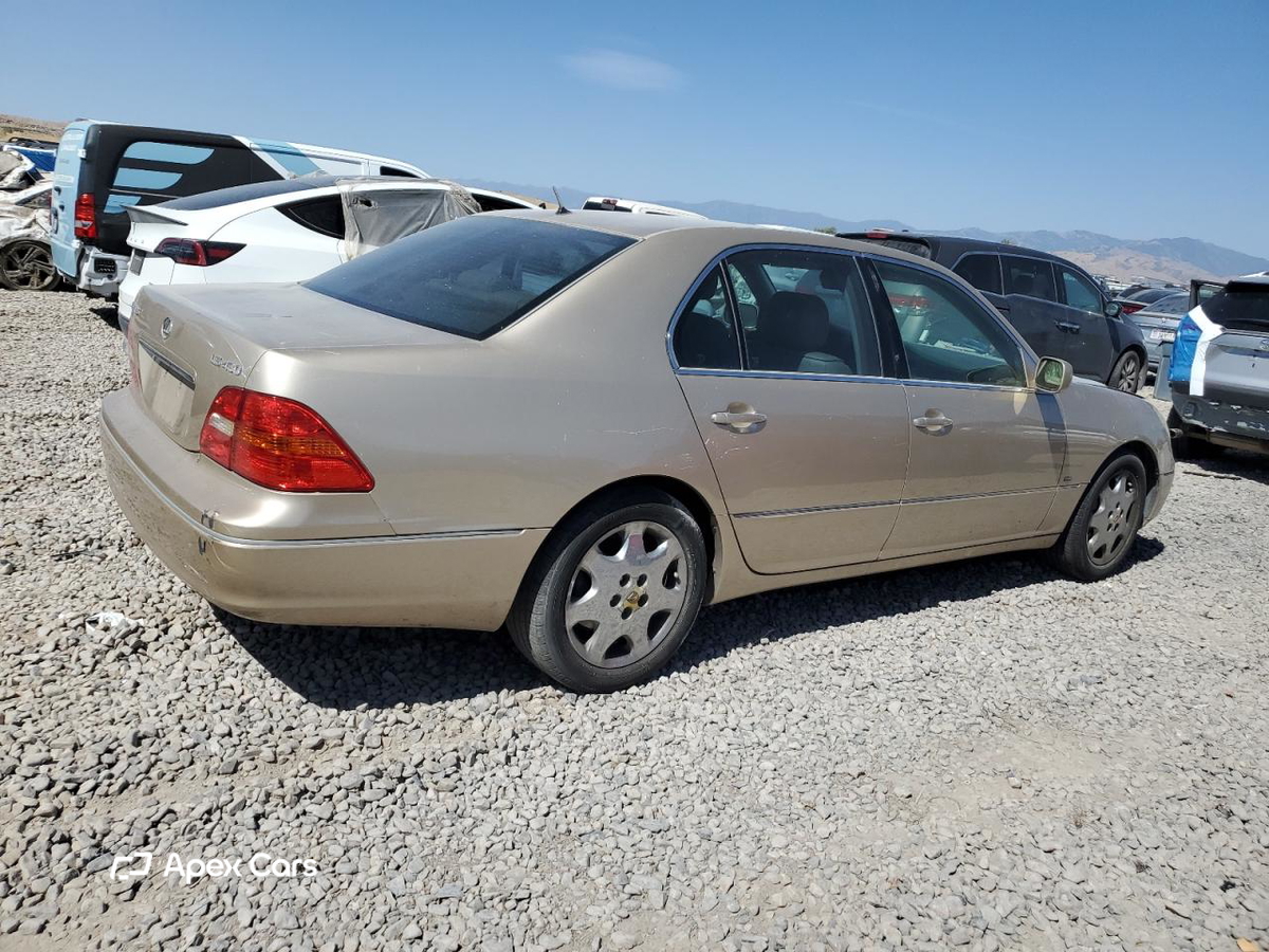 Lexus LS 2001