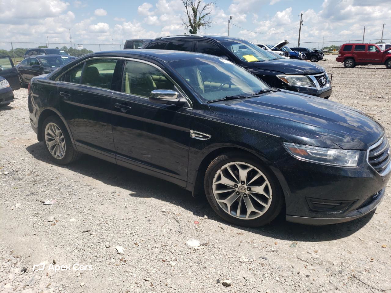 Ford Taurus 2015