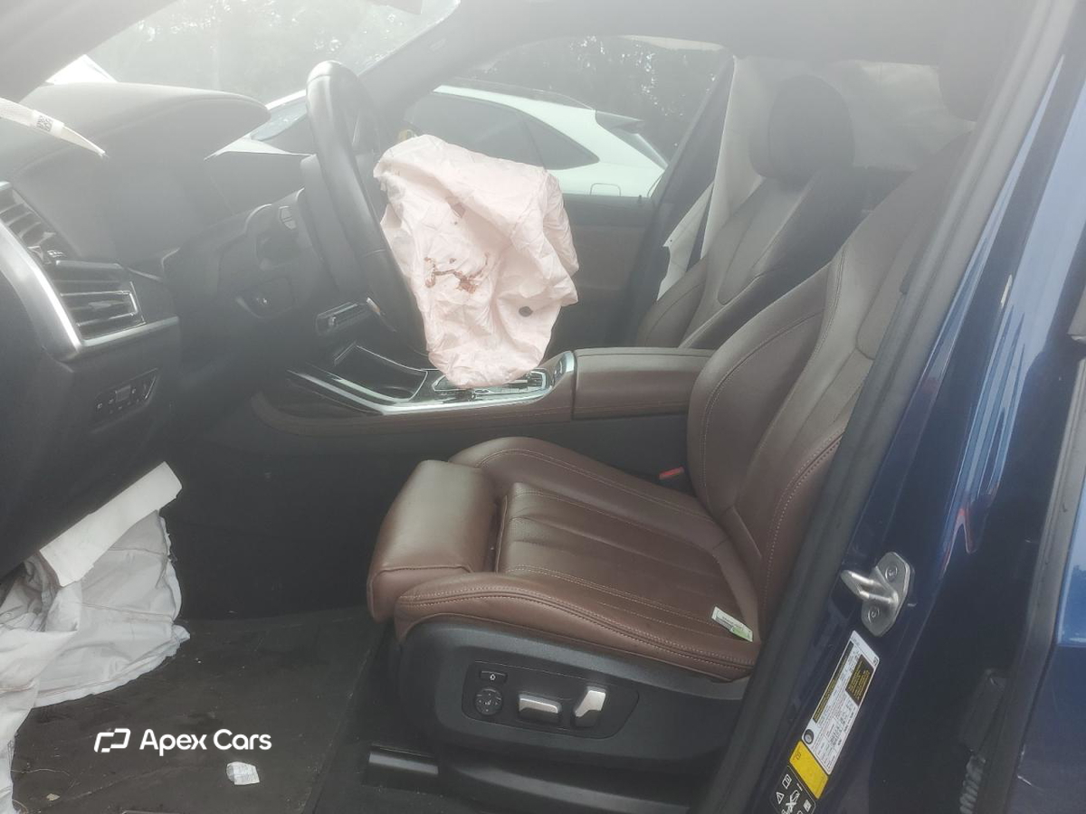 BMW X7 2022