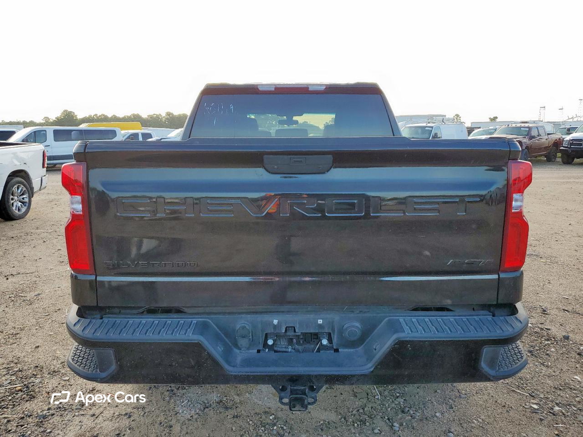 Chevrolet Silverado 2021