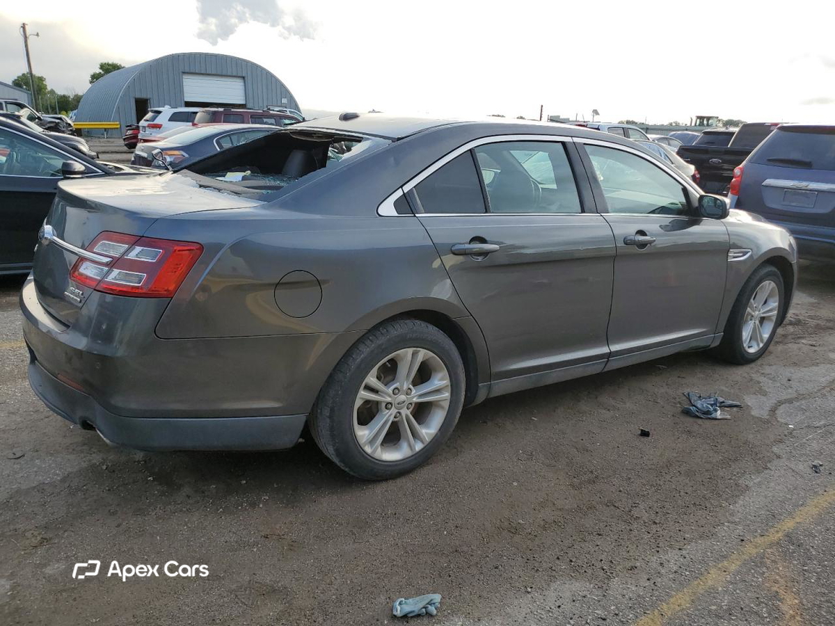 Ford Taurus 2017