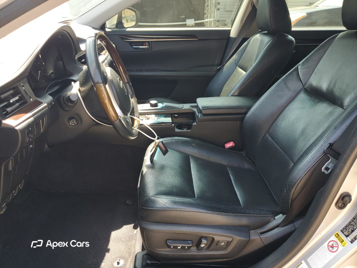 Lexus ES 2013