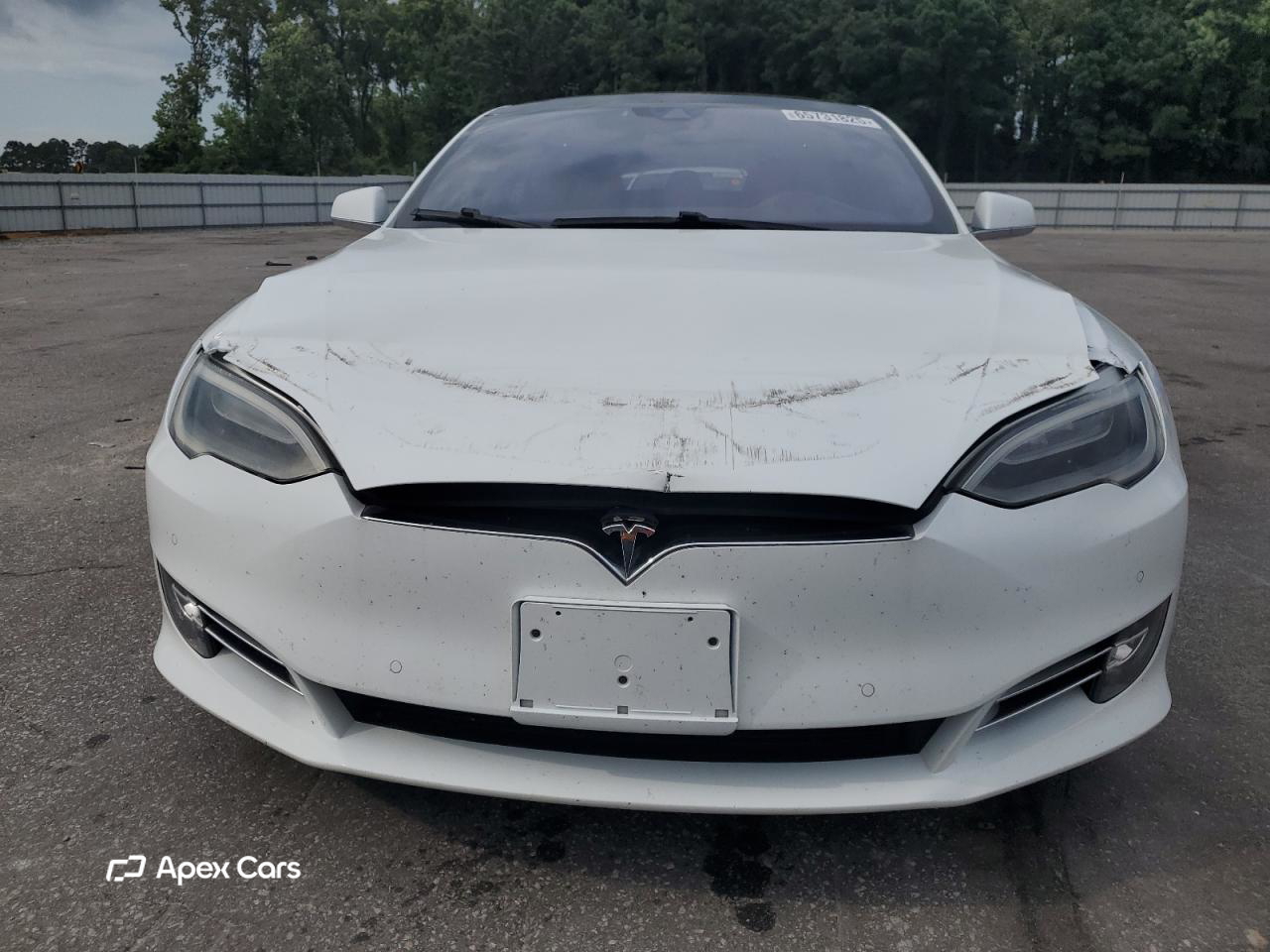Tesla Model S 2016