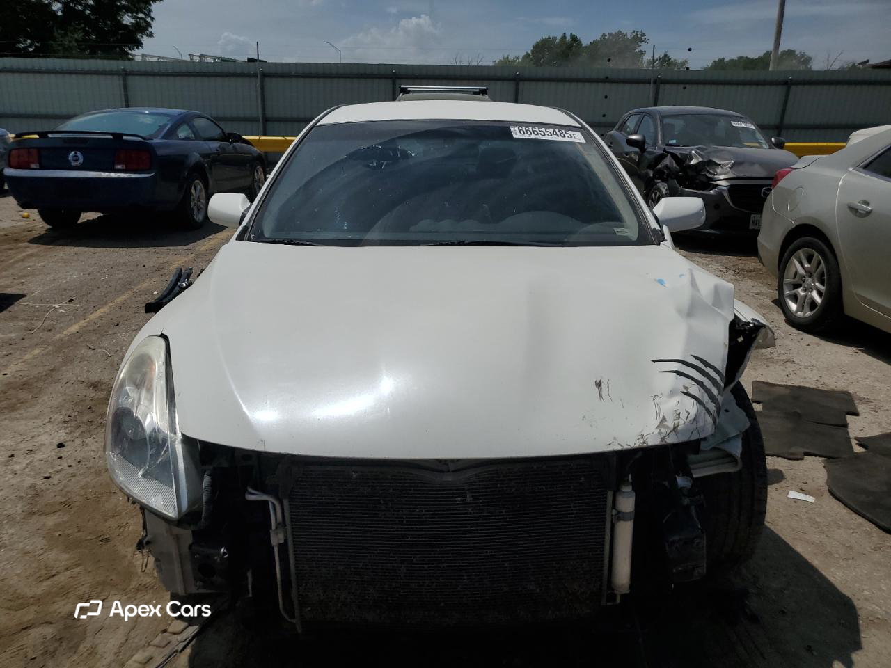 Nissan Altima 2011