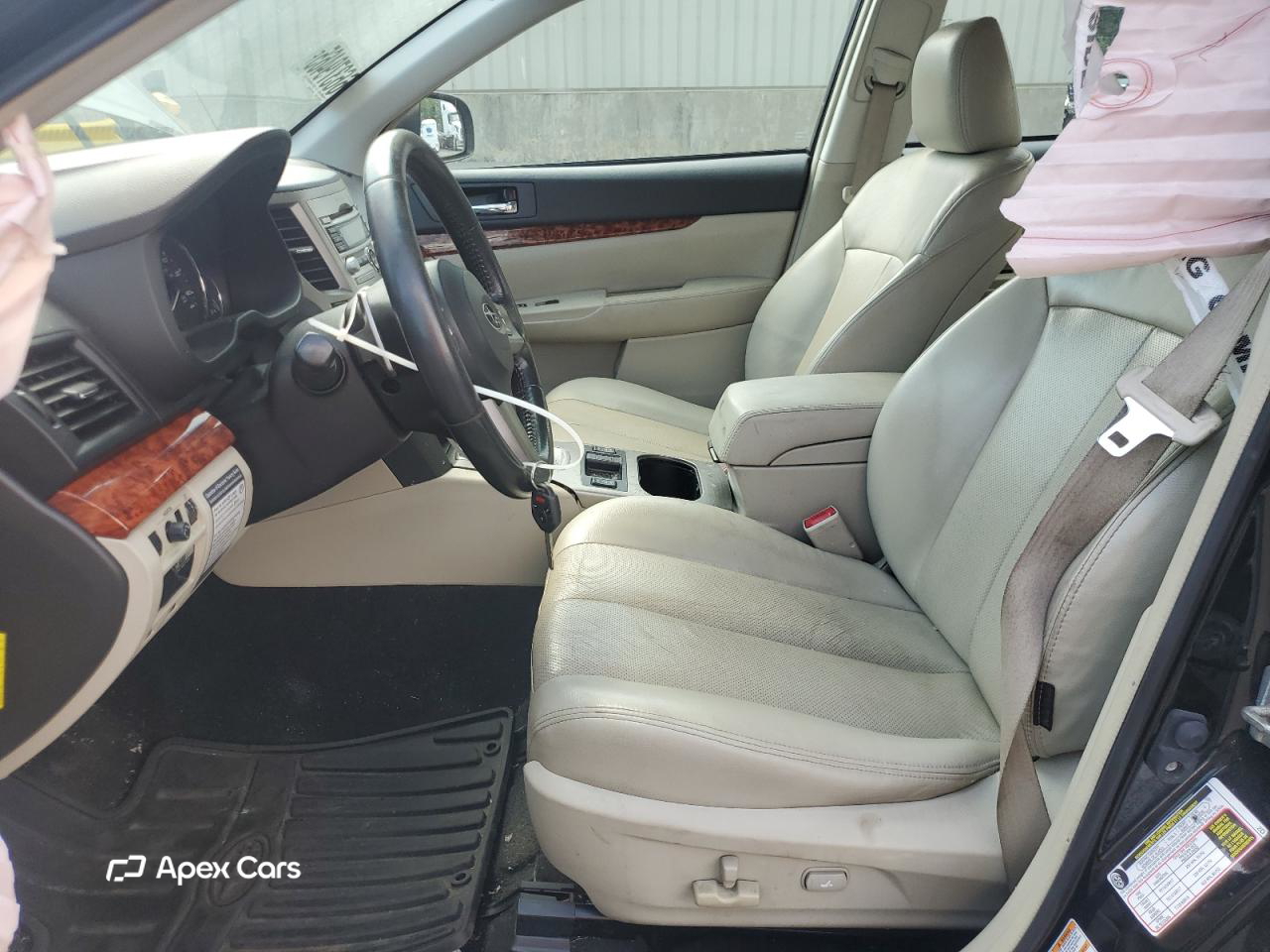 Subaru Legacy 2011