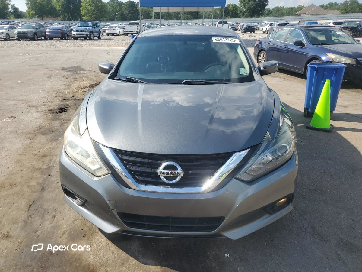 Nissan Altima 2018