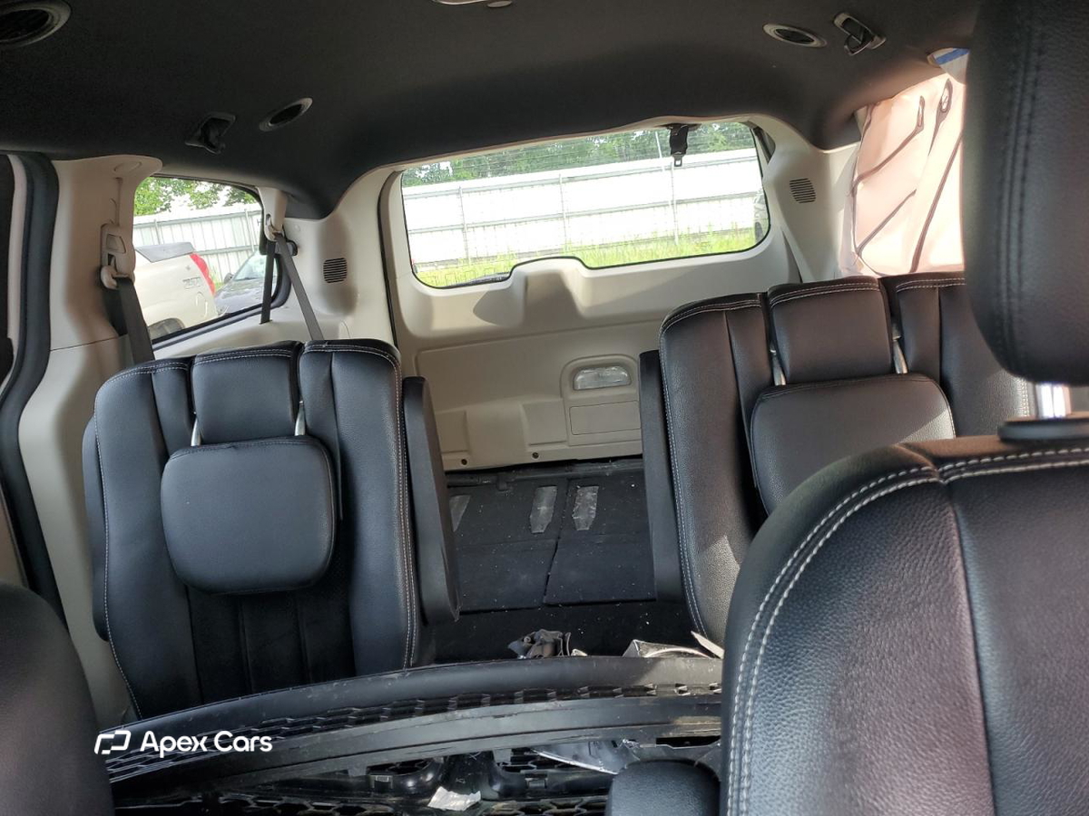 Dodge Caravan 2017