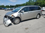 Toyota Sienna 2015