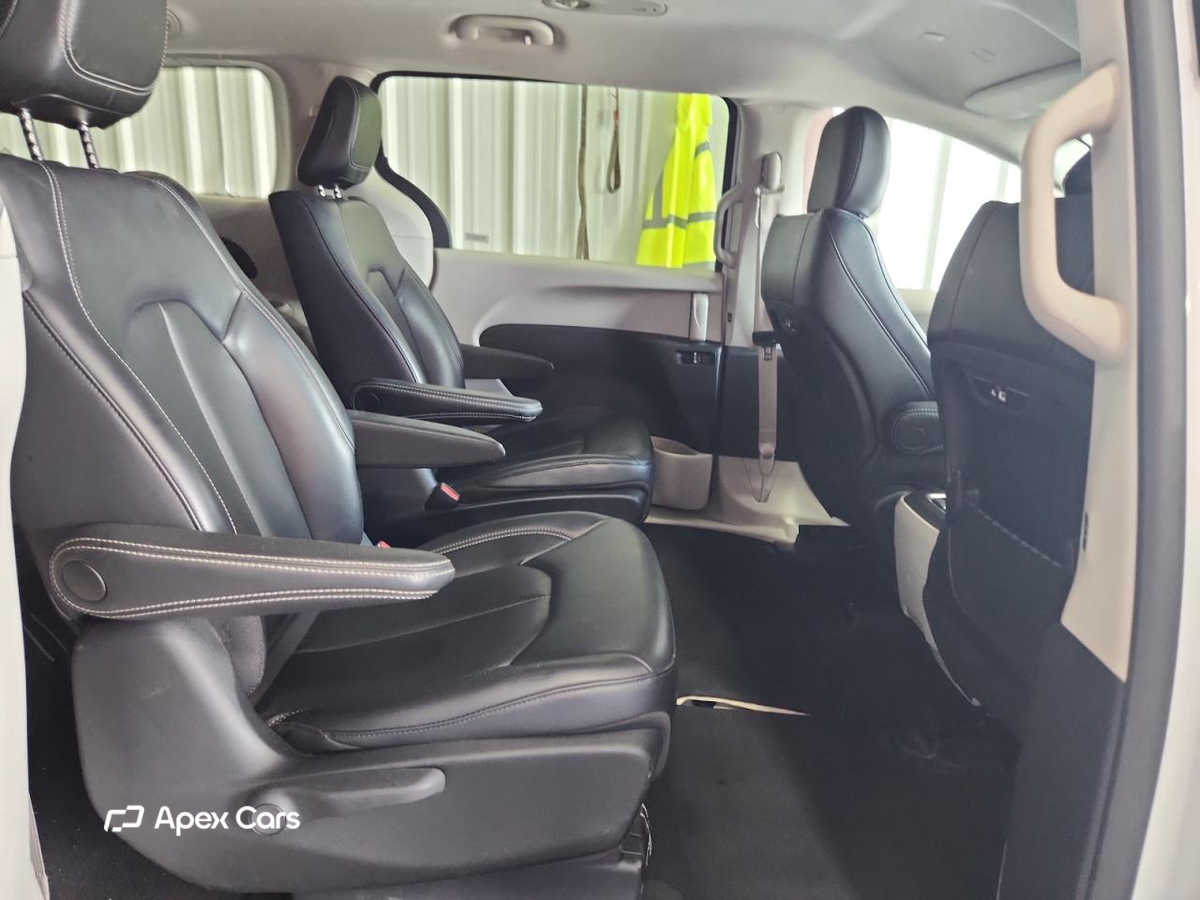 Chrysler Pacifica 2023