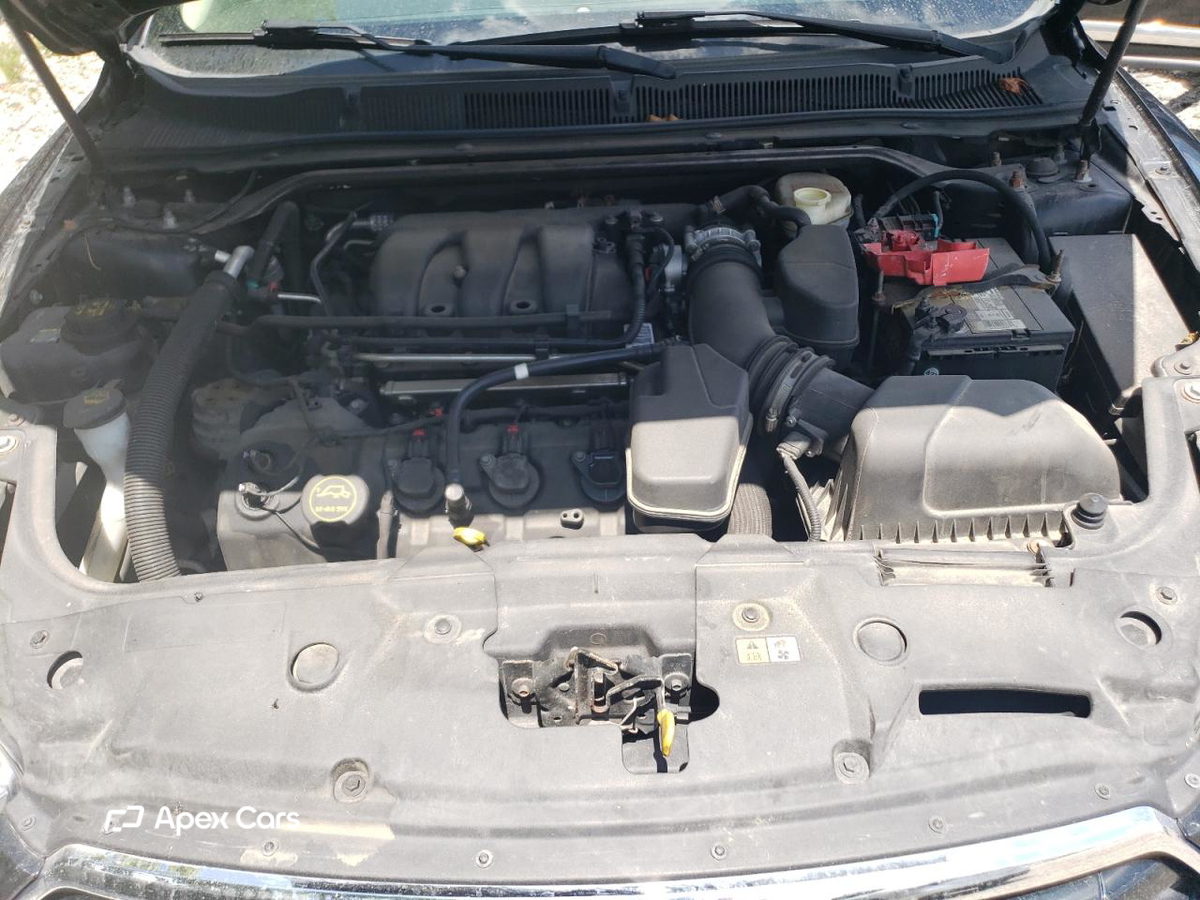 Ford Taurus 2015