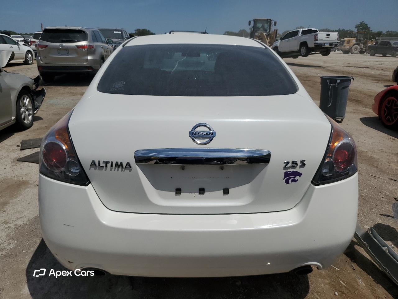 Nissan Altima 2011