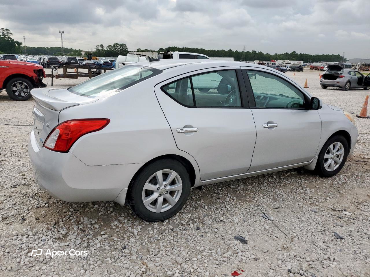 Nissan Versa 2013
