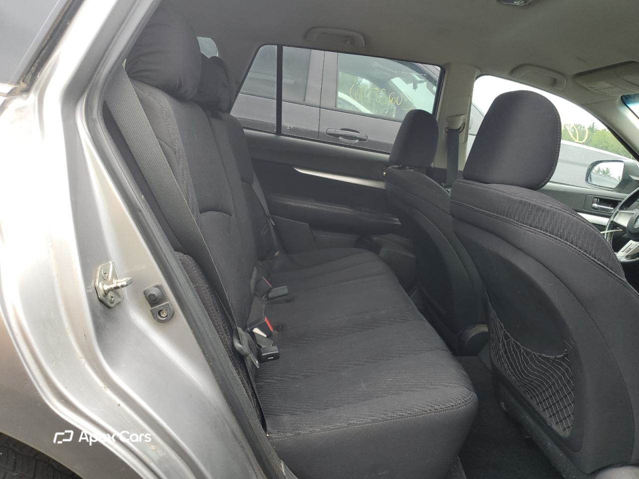 Subaru Outback 2010