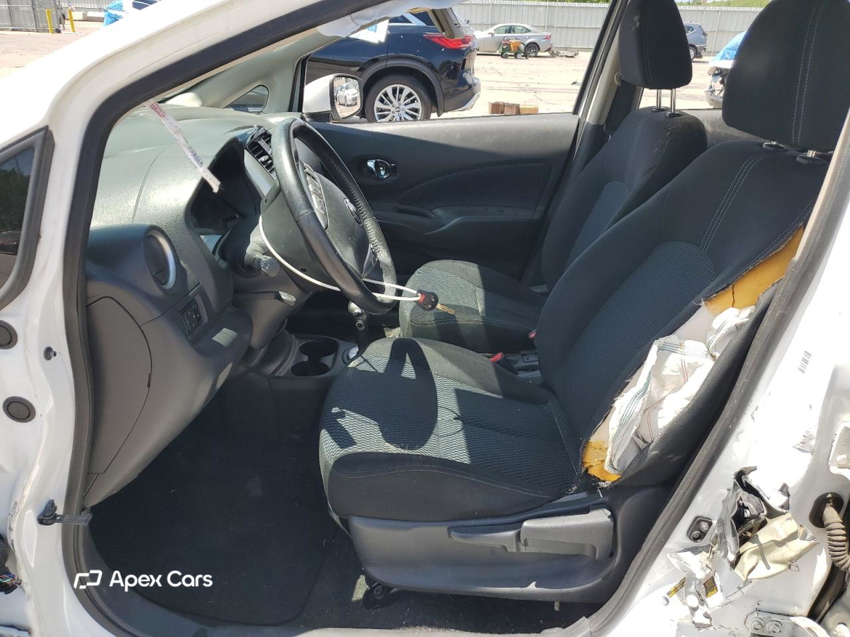 Nissan Versa 2016