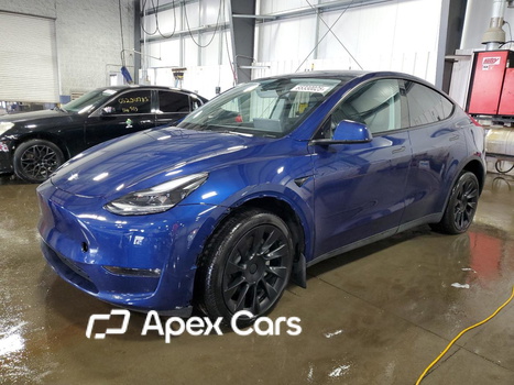 Tesla Model Y 2023 - Image 1 of 15