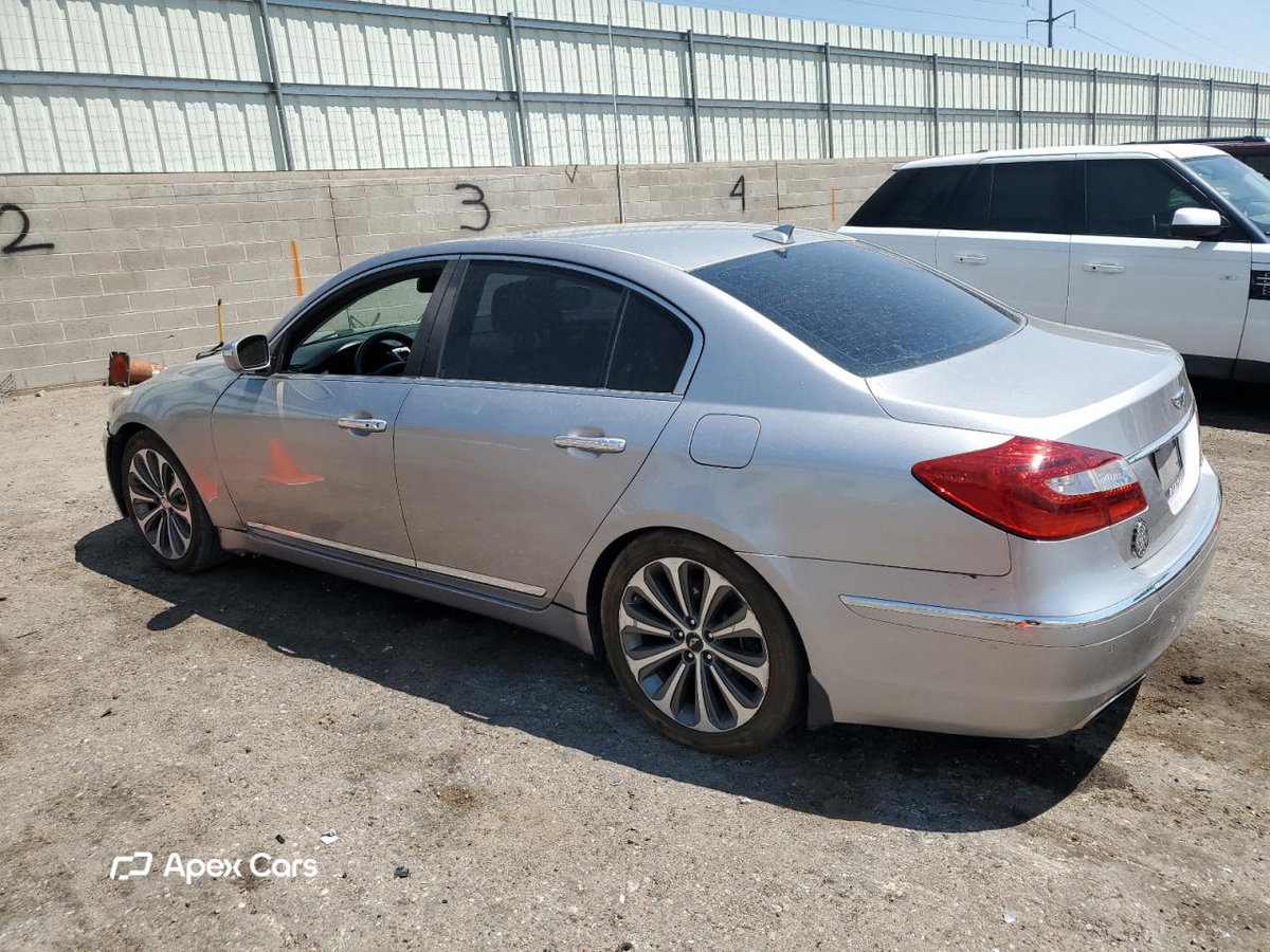 Hyundai Genesis 2013