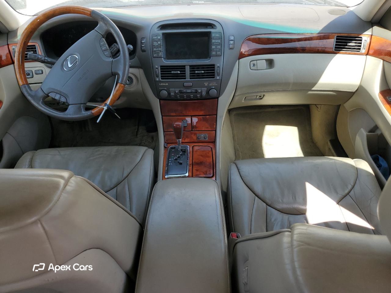 Lexus LS 2001
