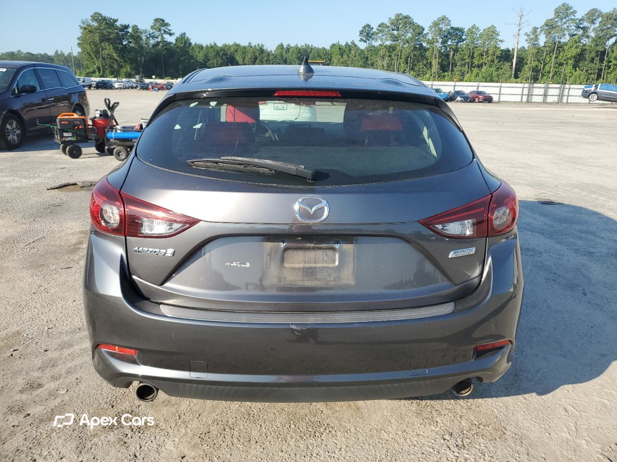 Mazda 3 2018