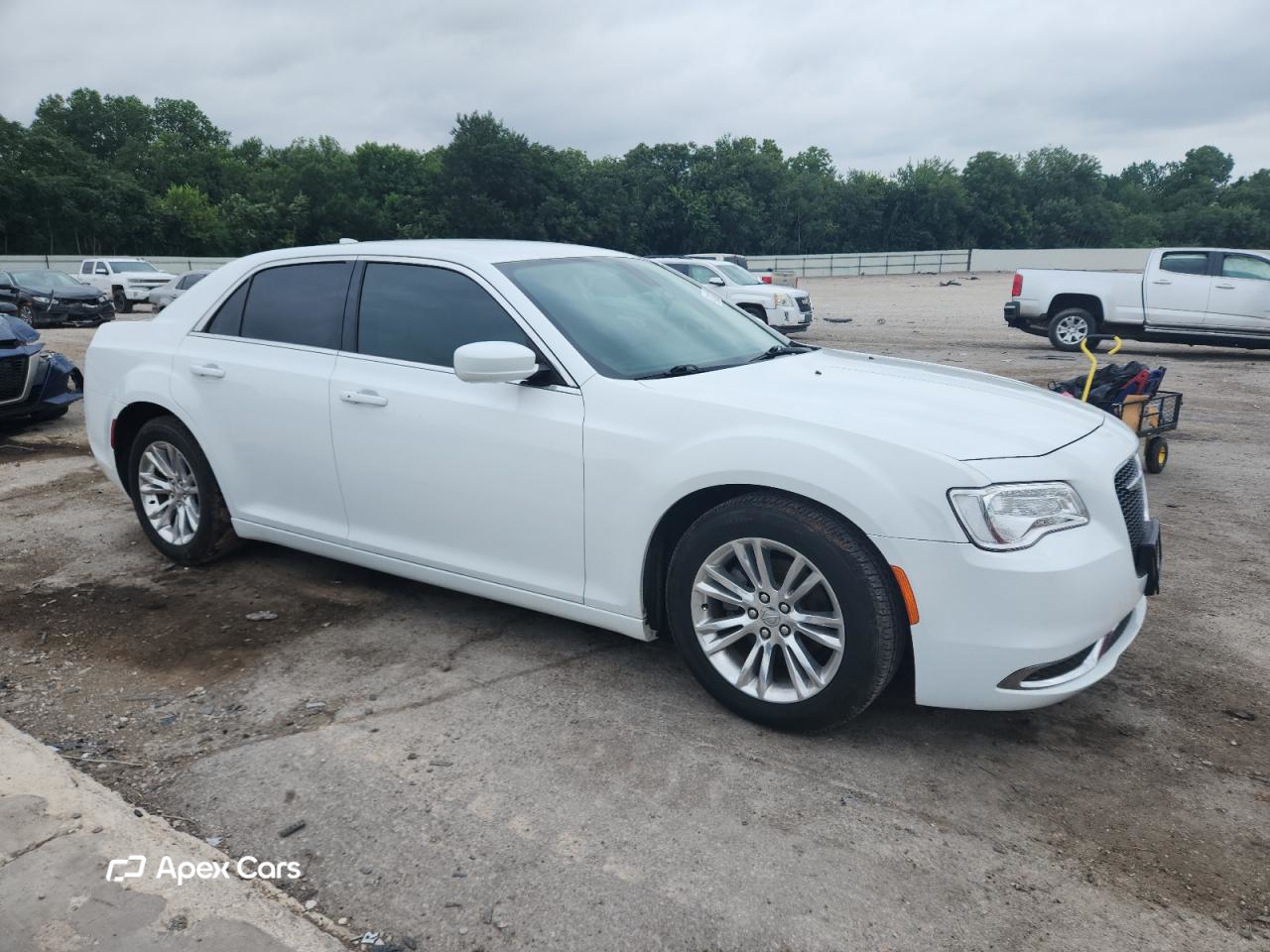 Chrysler 300 2017
