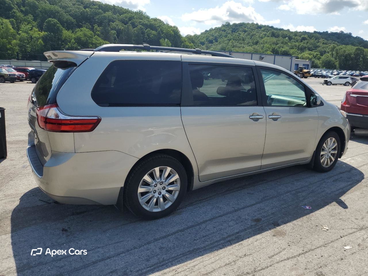 Toyota Sienna 2015