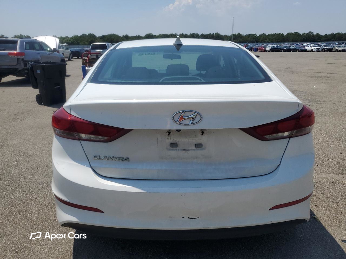 Hyundai Elantra 2018
