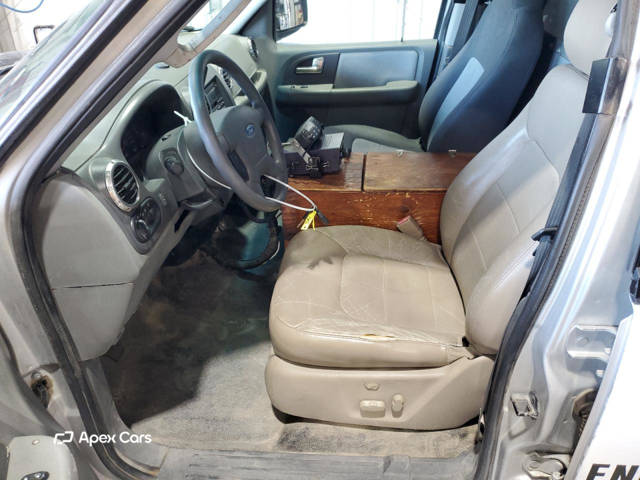 Ford Expedition 2004