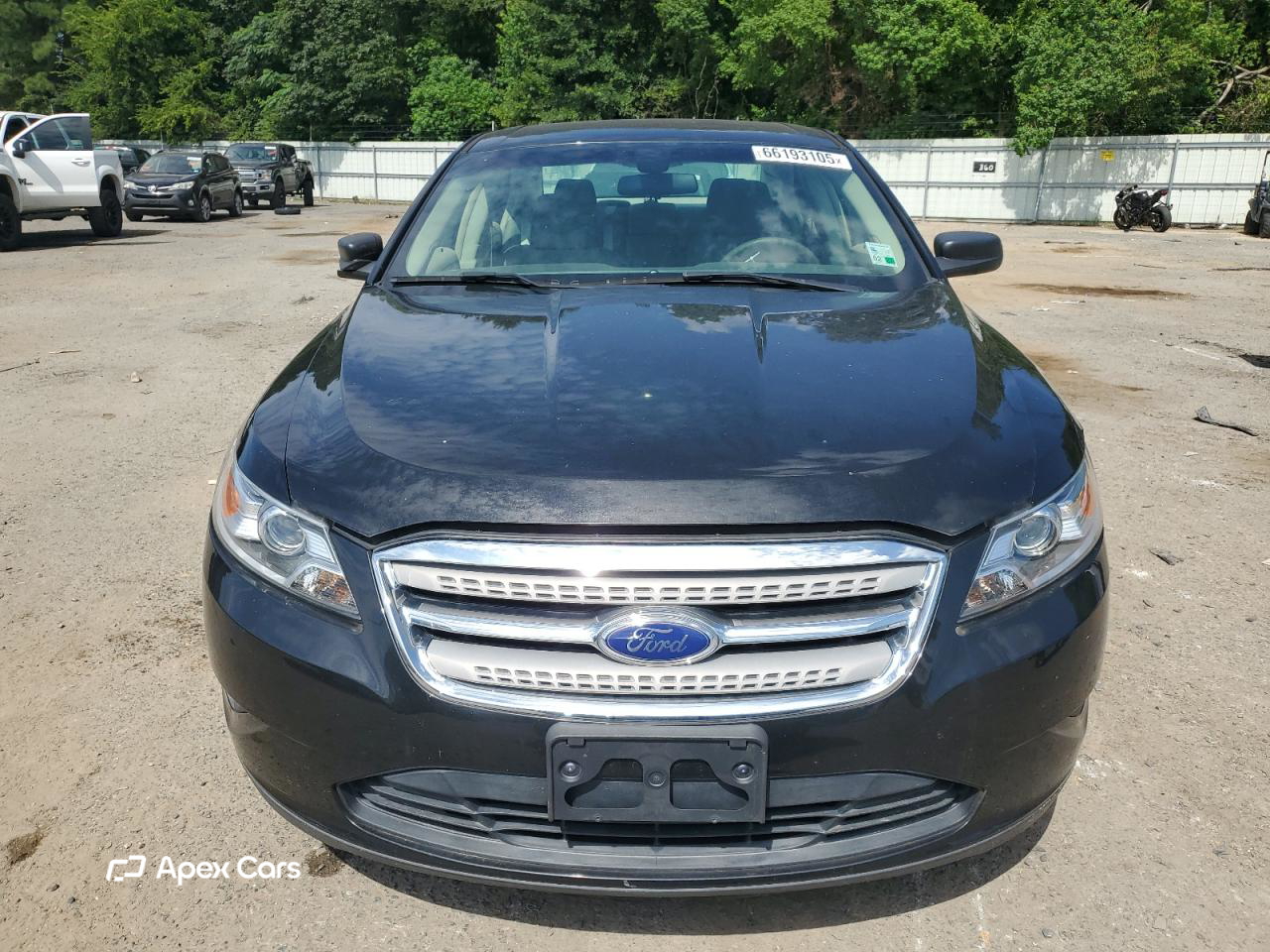 Ford Taurus 2012