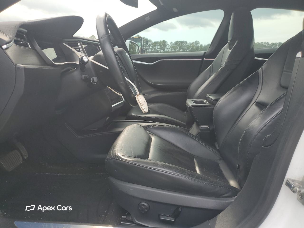 Tesla Model S 2016