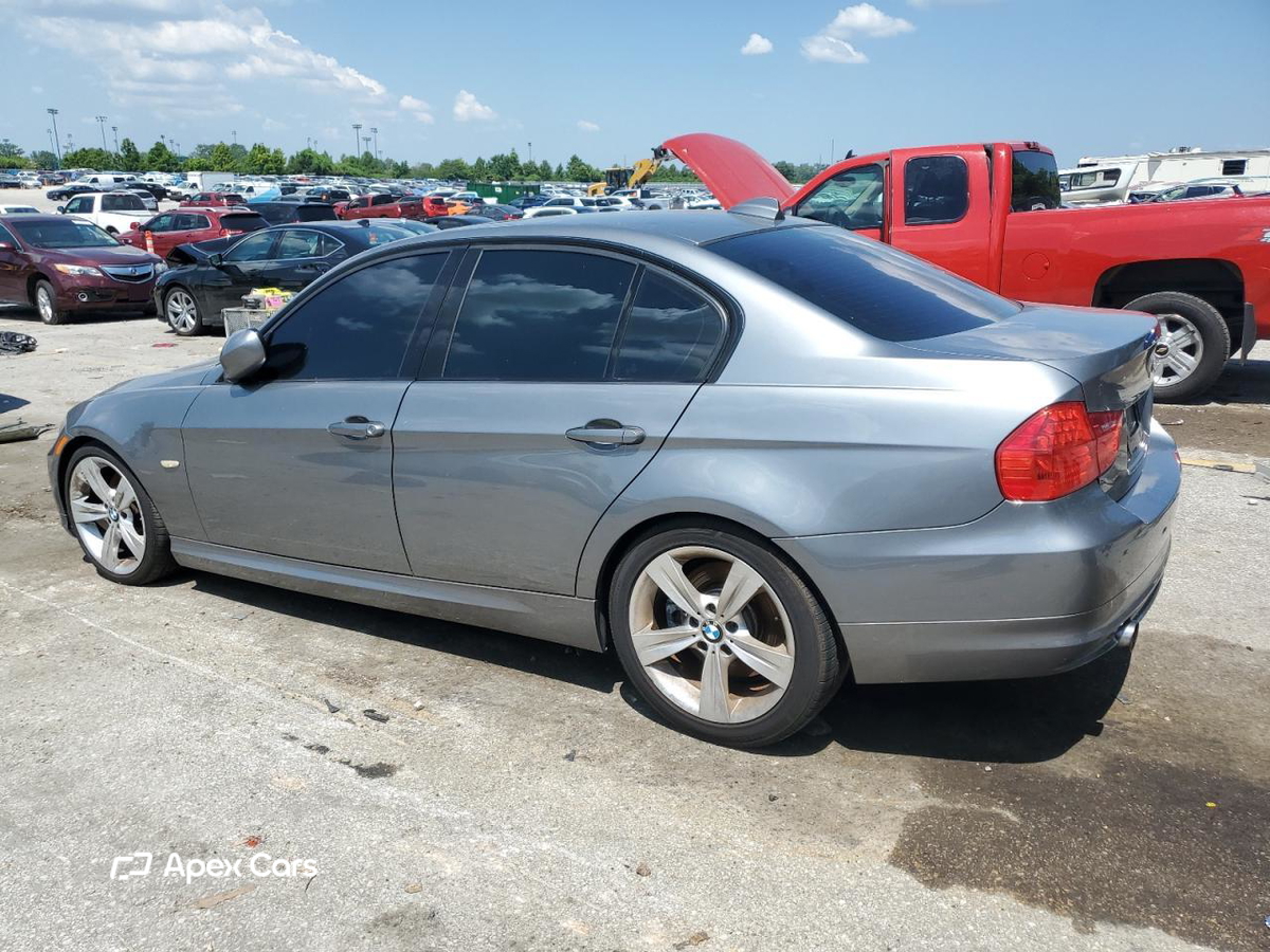 BMW Series 3 2011